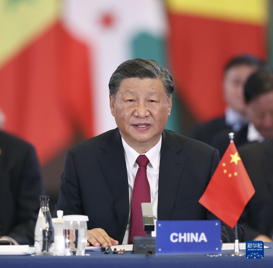 習近平在中非領(lǐng)導人對話(huà)會(huì )上的主旨講話(huà).jpg